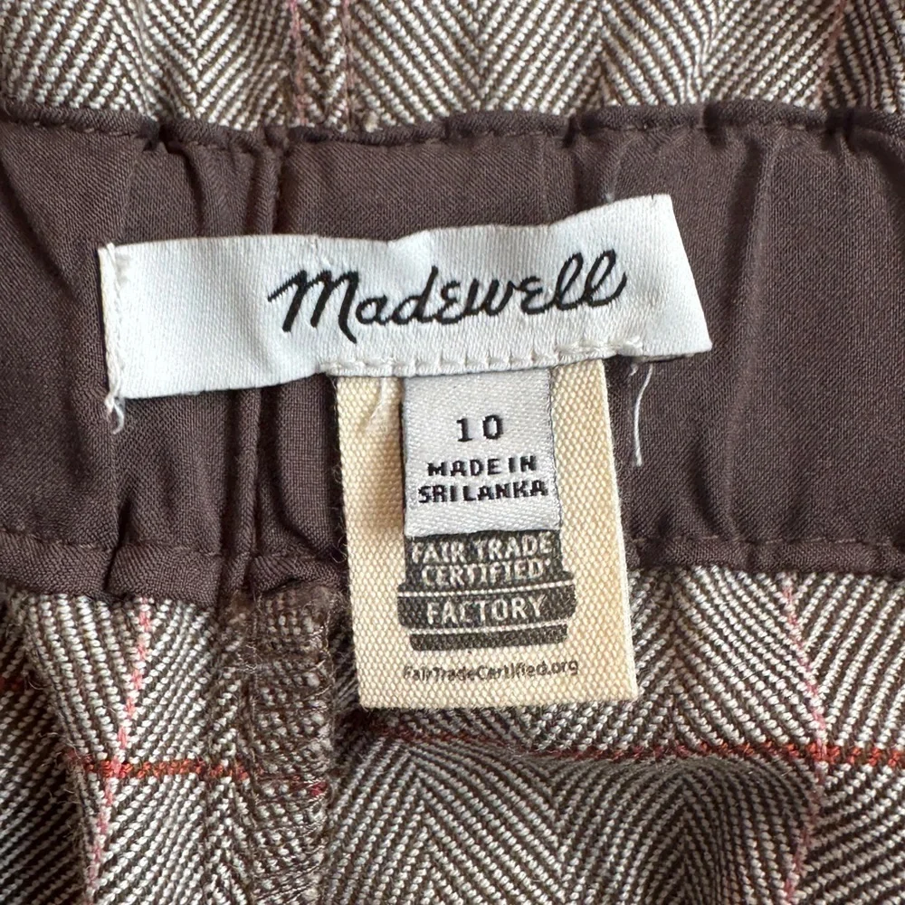 Madewell Plaid Paperbag Tapered Trousers
Size 10 - Picture 5 of 8